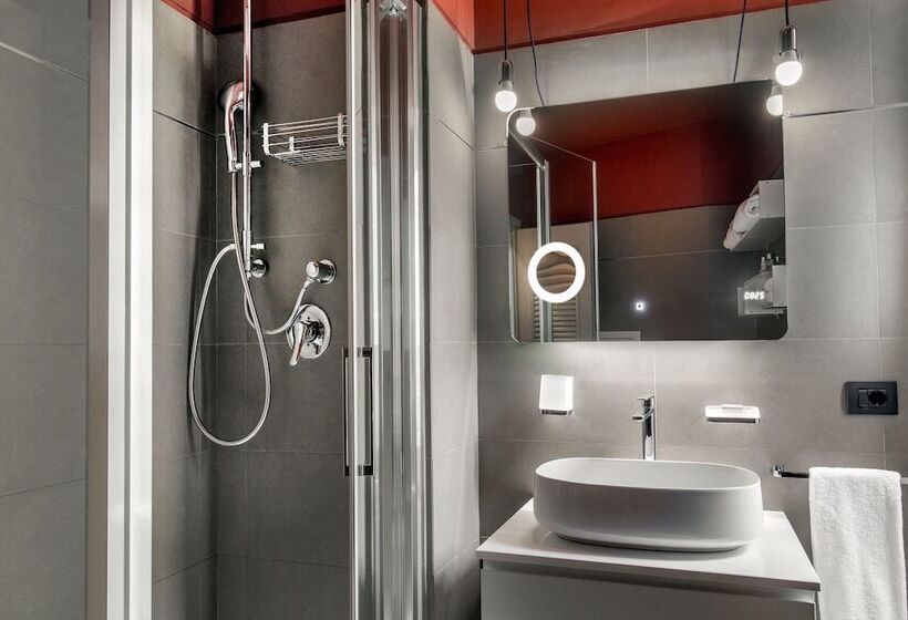 膳宿费 Montenapoleone Suites