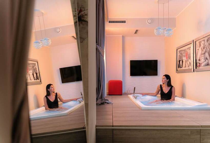 膳宿费 Montenapoleone Suites