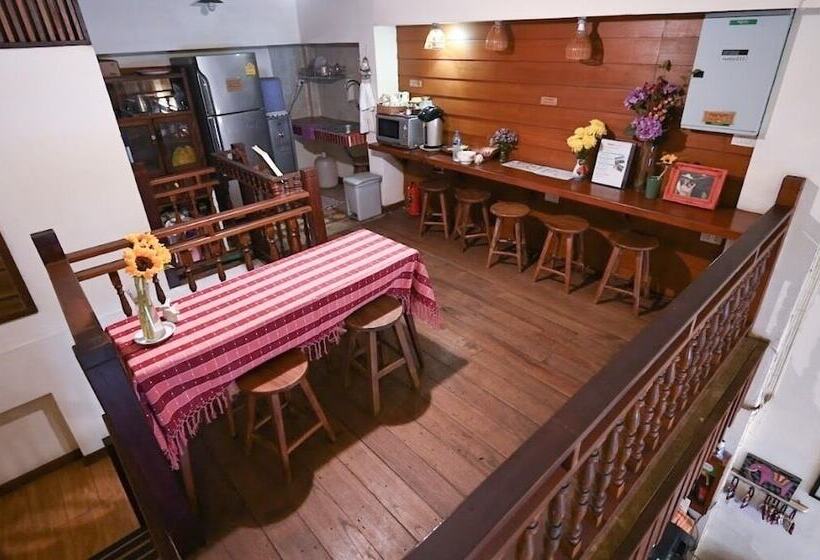 Пансион Rustic Guest House