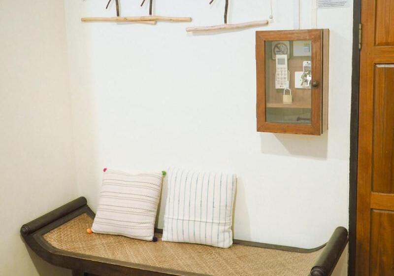 Пансион Rustic Guest House