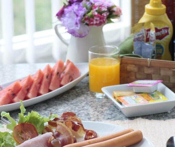 استراحتگاه A Little Villa