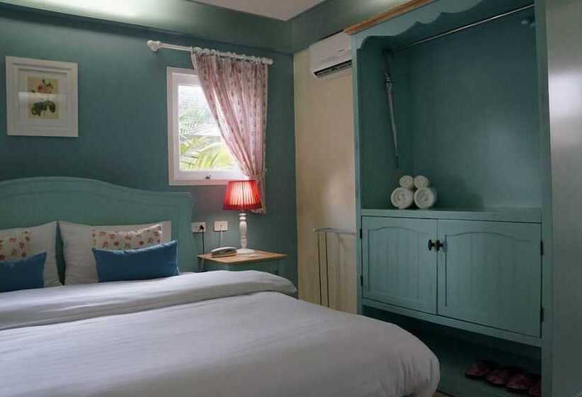 استراحتگاه A Little Villa