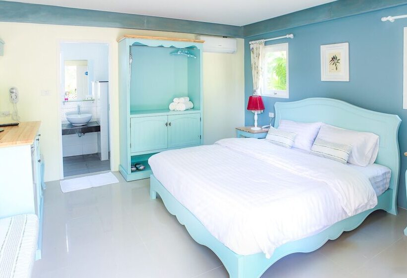 استراحتگاه A Little Villa