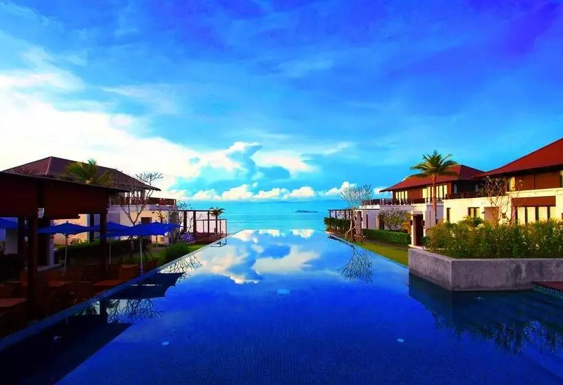 The Oriental Beach Resort