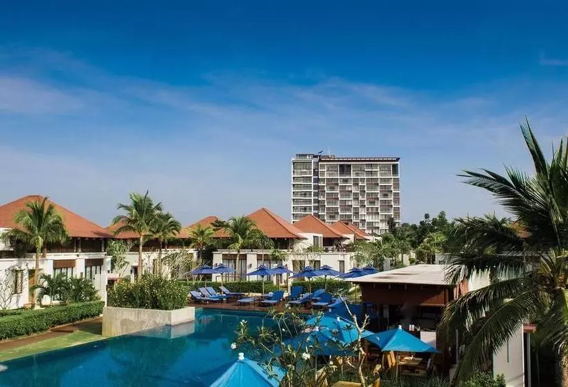 The Oriental Beach Resort