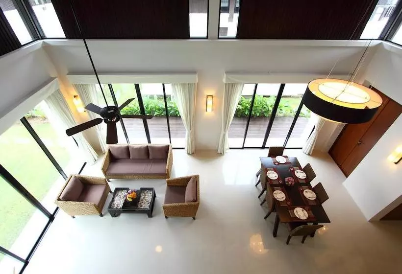 The Oriental Beach Resort