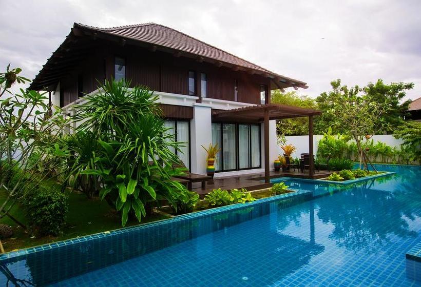 The Oriental Beach Resort