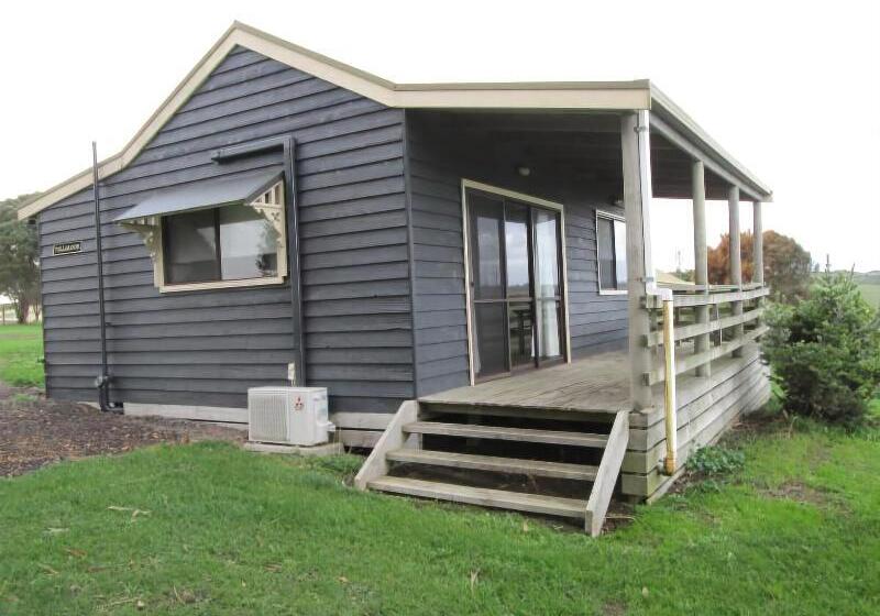 12 Apostles Cottages