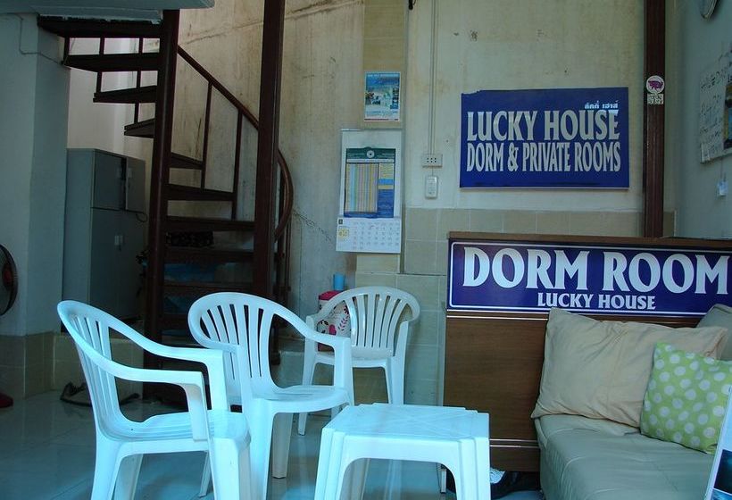Lucky House Dorm Room   Hostel