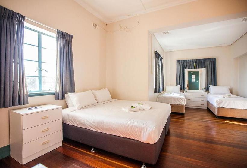 בית מלון כפרי Captain Stirling