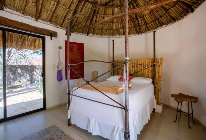 Otel Capital O Hacienda Yunku