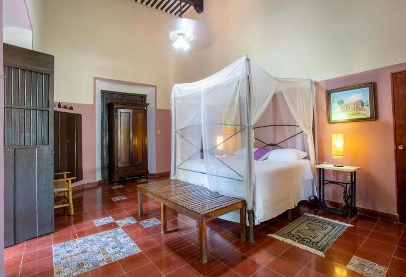 בית מלון כפרי Capital O  Hacienda Yunku