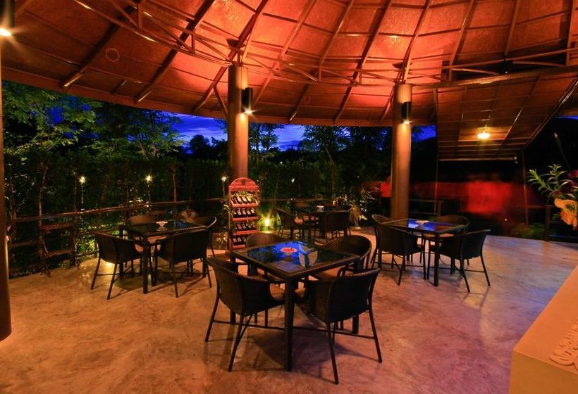 בית מלון כפרי Hommuenlee Hill Resort