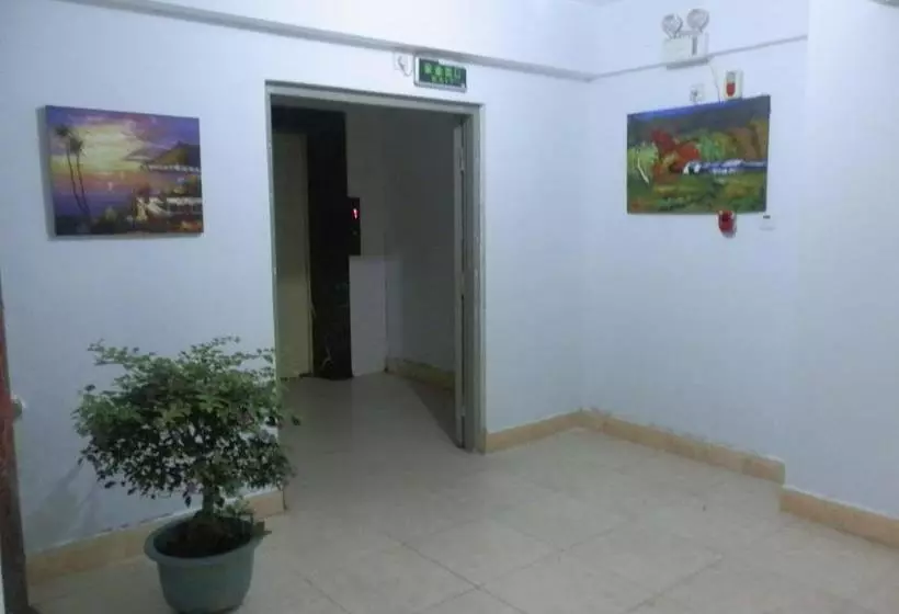 Hotelli Nanning Xingfu