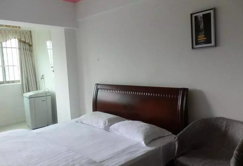 Hotelli Nanning Xingfu