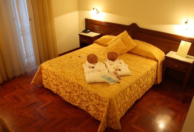 בית מלון כפרי Regis Resort & Wellness