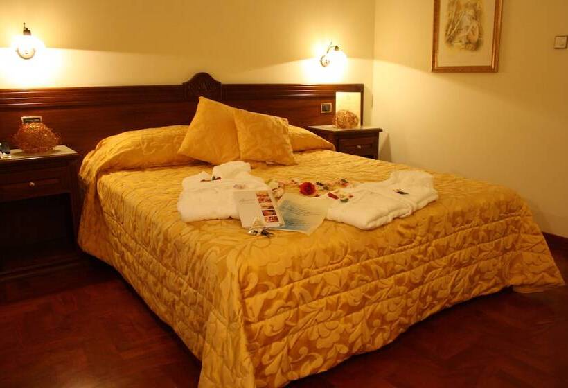 בית מלון כפרי Regis Resort & Wellness