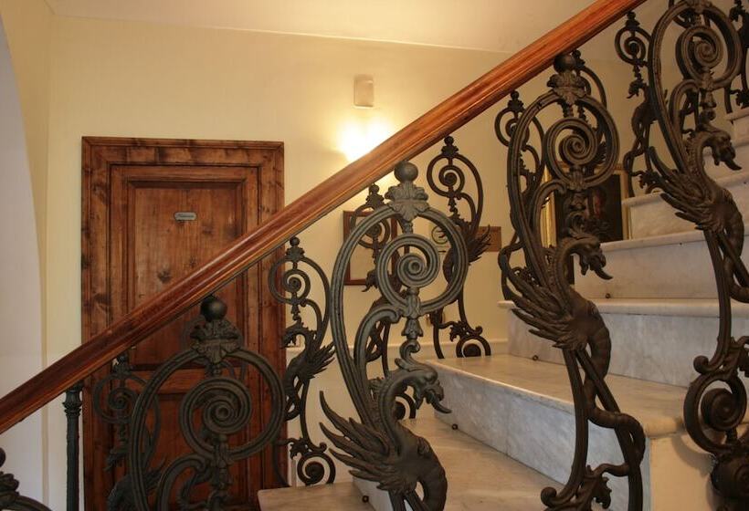 בית מלון כפרי Regis Resort & Wellness