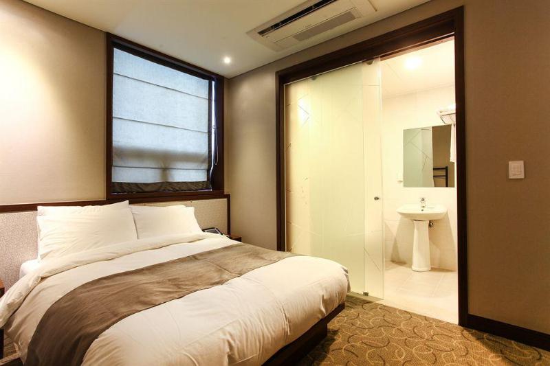 בית מלון כפרי Rosana