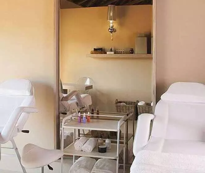 酒店 Thandeka Game Lodge & Spa