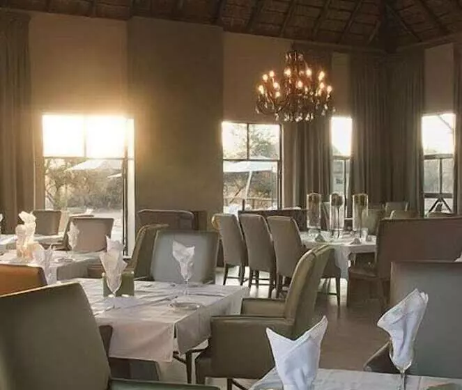 酒店 Thandeka Game Lodge & Spa