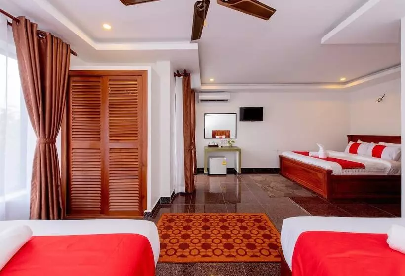 هتل The Unique Angkor Villa