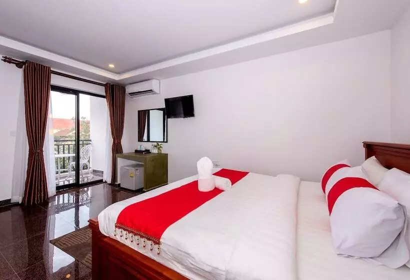 هتل The Unique Angkor Villa