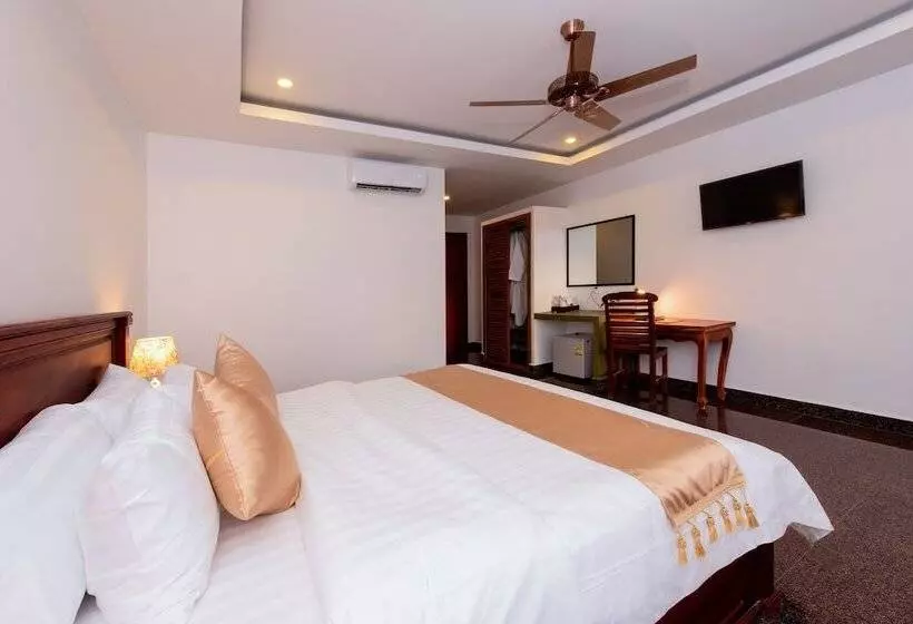 هتل The Unique Angkor Villa