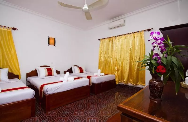 هتل The Unique Angkor Villa