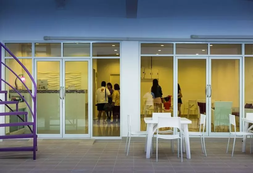 בית מלון כפרי Z By Zing