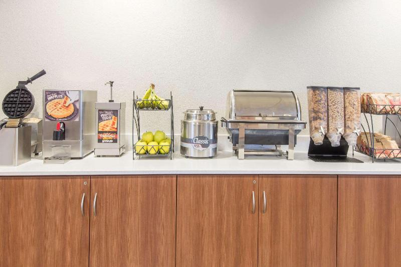 Microtel Inn & Suites By Wyndham Cadiz