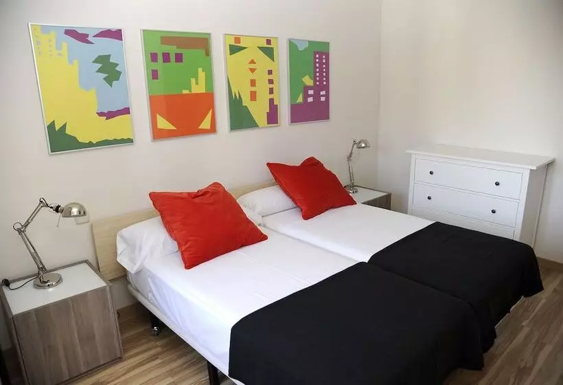 Mola Hostel