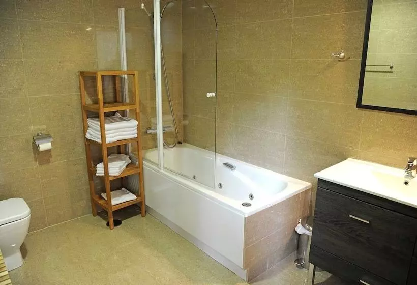 Mola Hostel