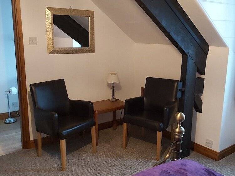 ペンション Ellies Guest House