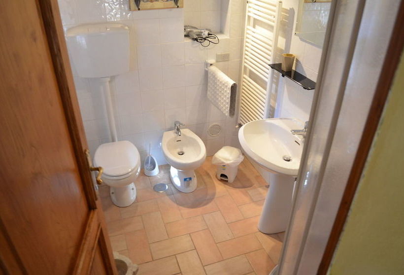 بنسيون San Desiderio Ai Biagioni