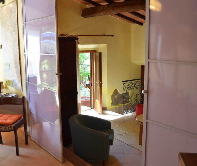 بنسيون San Desiderio Ai Biagioni