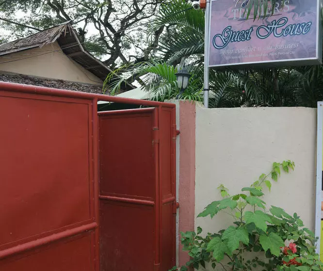 פנסיון Tia Mer S Guest House