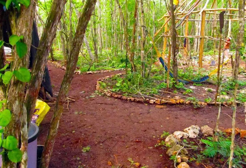 Общежитие Lemurian Embassy Eco Village Retreat