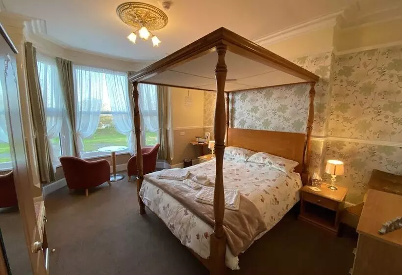 Aamiaismajoitus (B&B) Clarence House