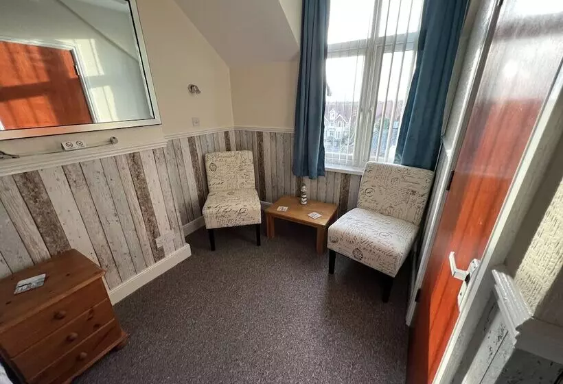 Aamiaismajoitus (B&B) Clarence House