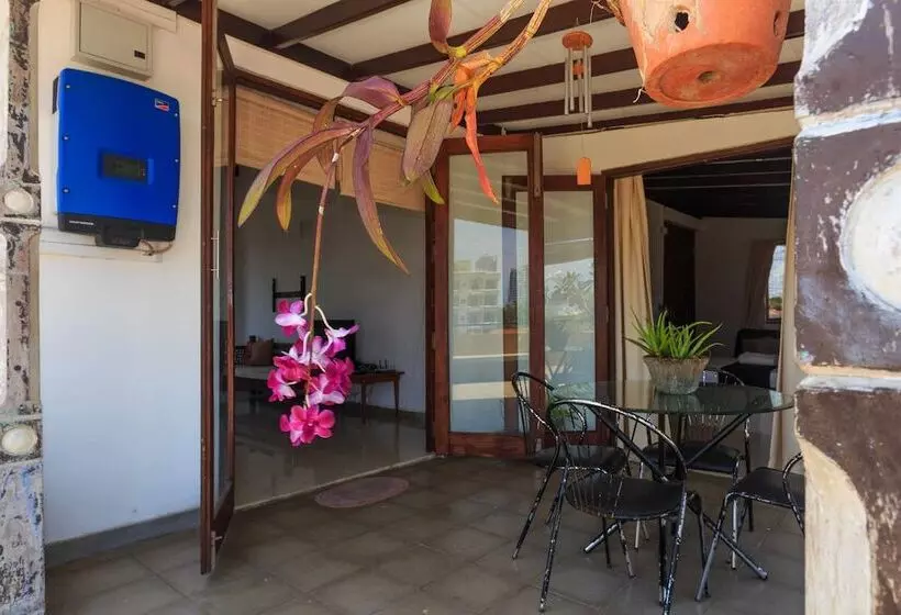 مبيت وإفطار Colpetty House