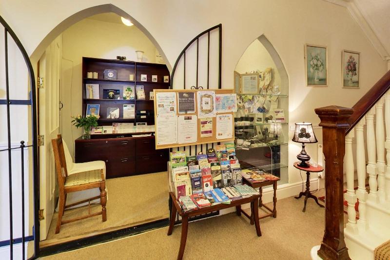 Bed and Breakfast Robin Hill House Heritage Guest House