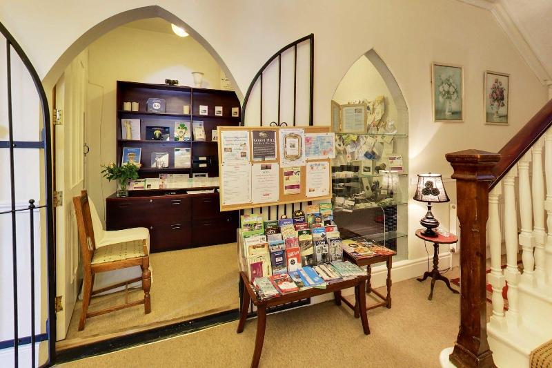 Bed and Breakfast Robin Hill House Heritage Guest House