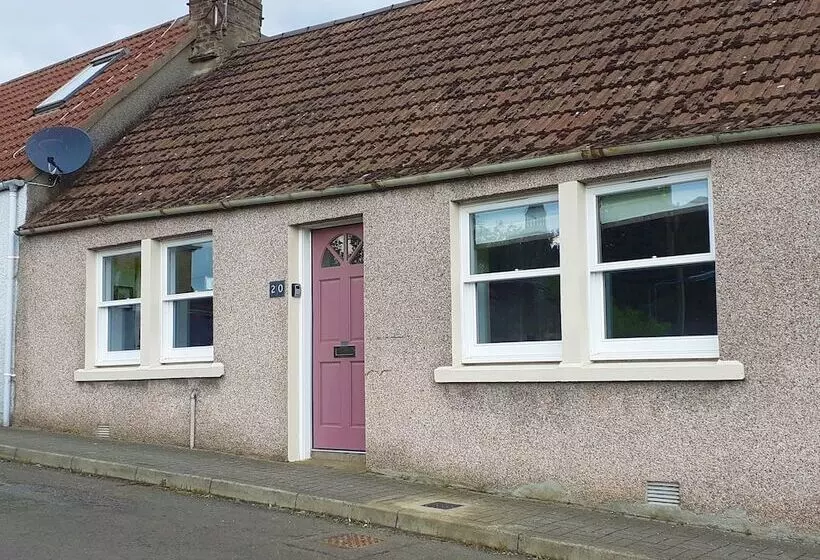 Castlefield Cosy Cottage
