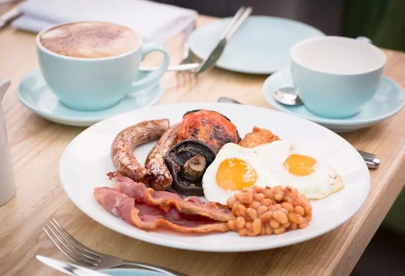 هتل Alderley Edge