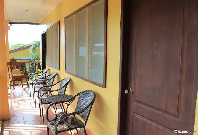 בית מלון כפרי Darayonan Lodge