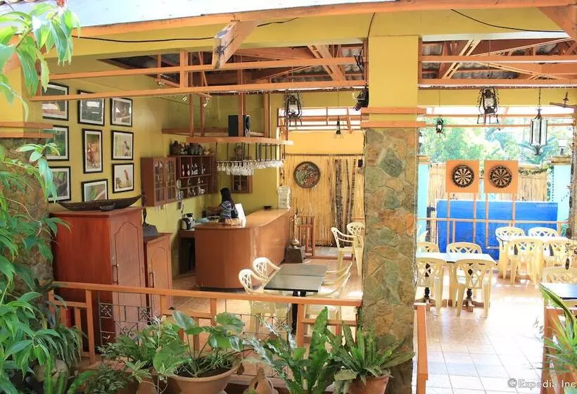 בית מלון כפרי Darayonan Lodge