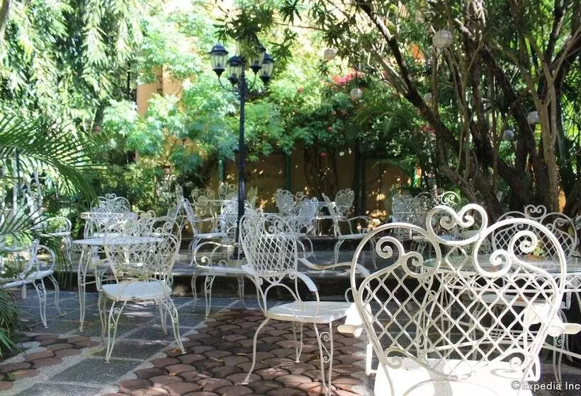 בית מלון כפרי Darayonan Lodge