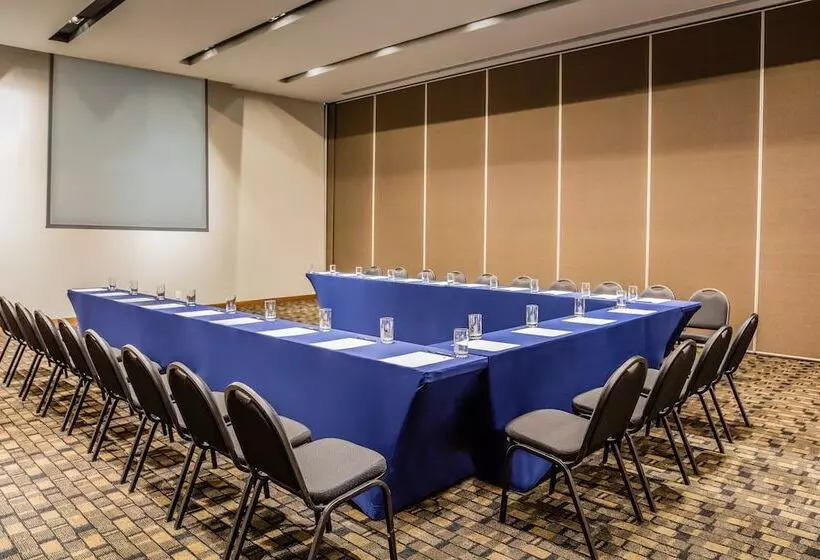 Hotell Fiesta Inn Pachuca Gran Patio