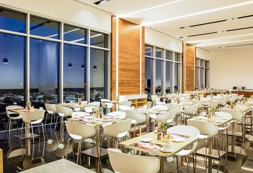 ホテル Fiesta Inn Pachuca Gran Patio